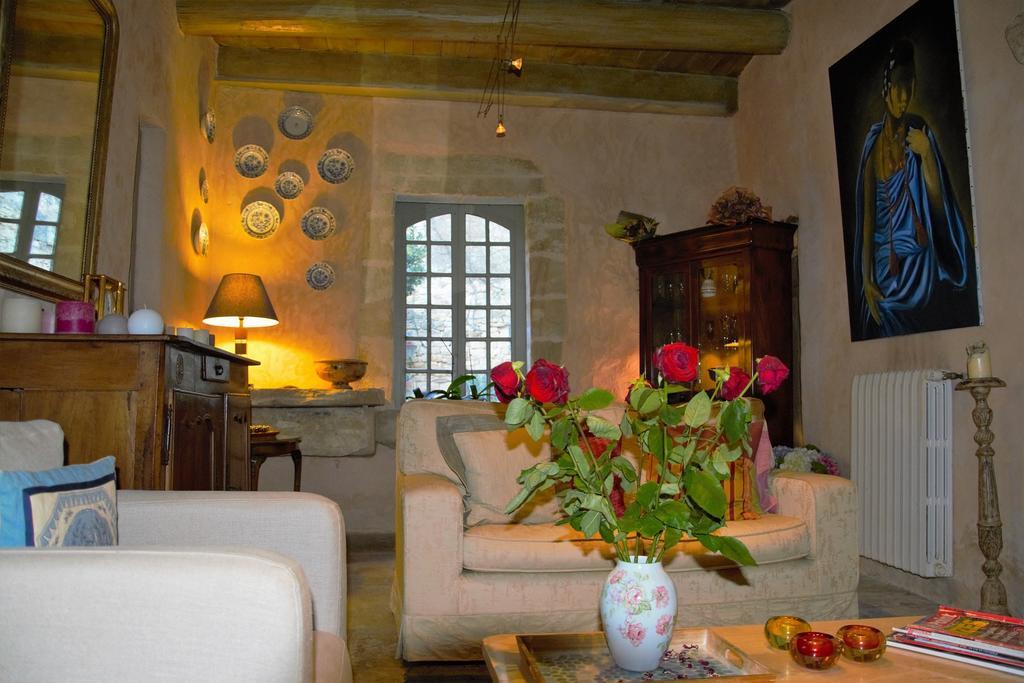 Bed and Breakfast La Maison Des Lauriers Arpaillargues-et-Aureillac Zewnętrze zdjęcie